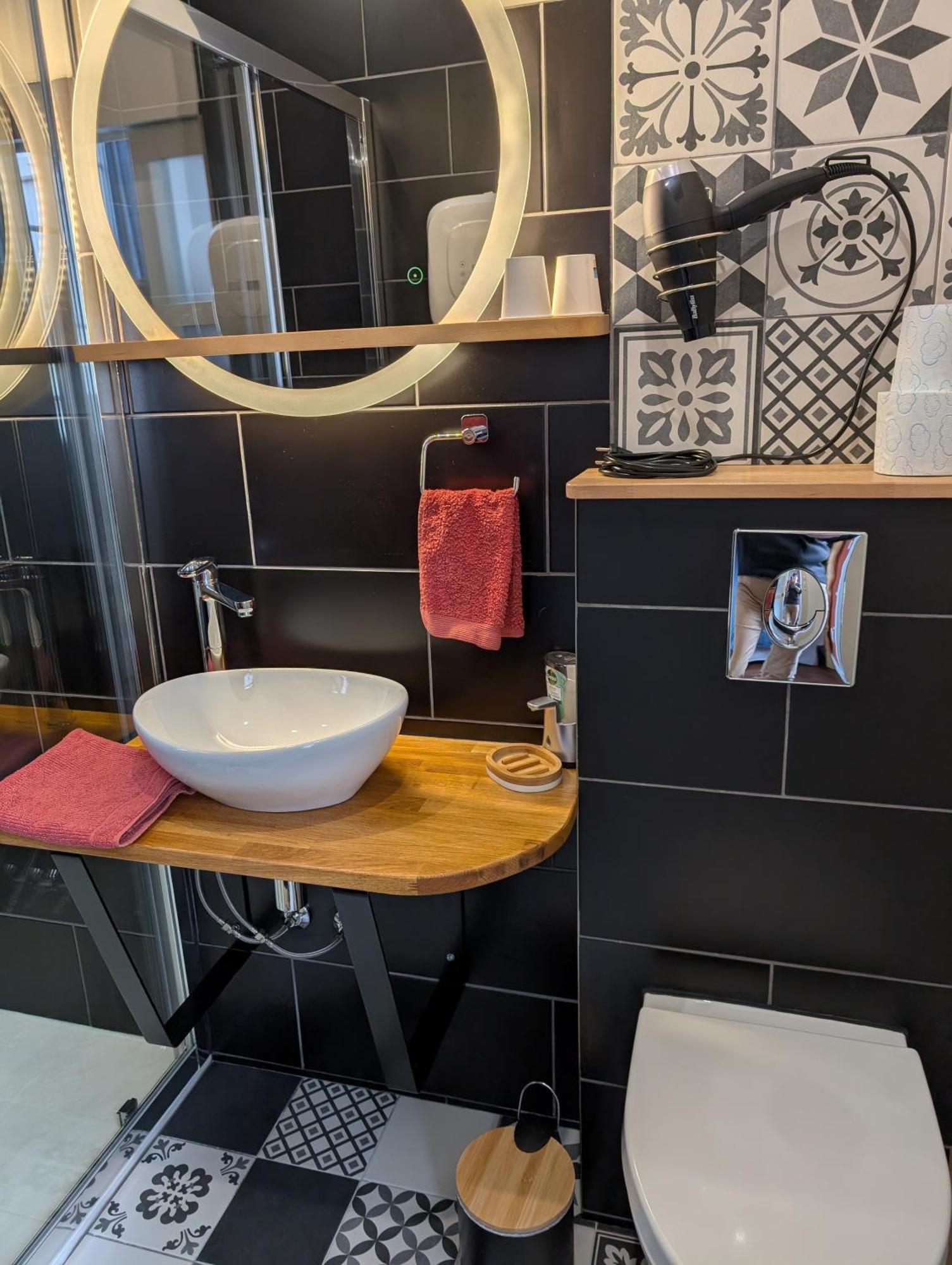 Au Logis De Vechillot Bed & Breakfast Angouleme Bagian luar foto